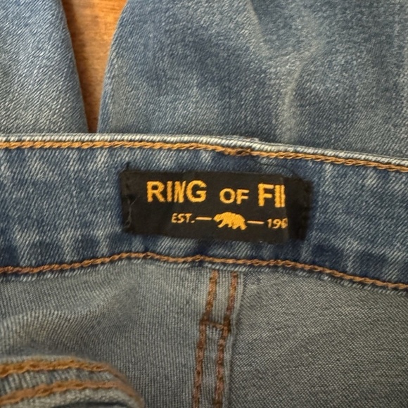 Ring of Fire Size 30x30 Medium Wash Distressed Slim Fit Jeans - EUC - Picture 4 of 6